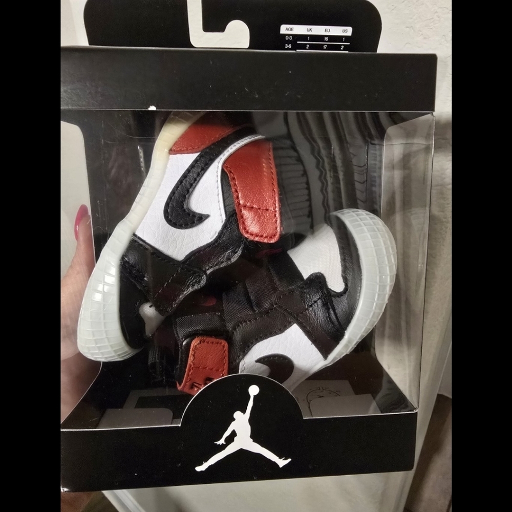 Jordan 1 Crib Shoes Booties Sneakers Baby 3 3C Brand New Soft Velcro